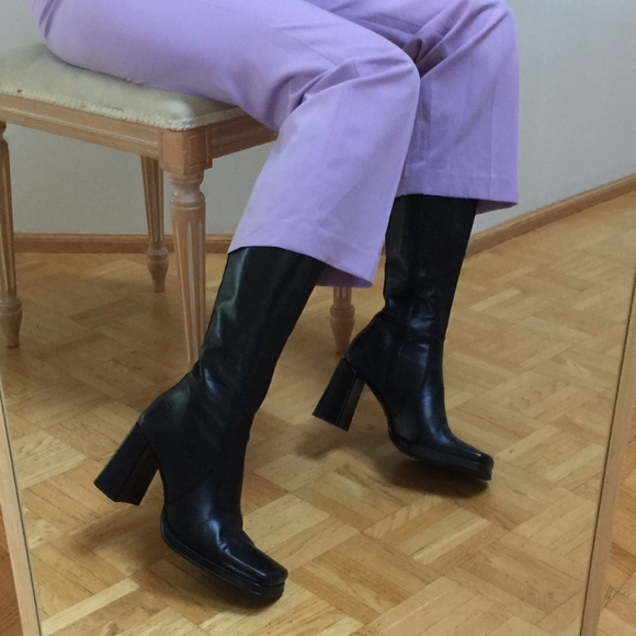 Vintage Italian Leather Boots - Picture 2 of 4